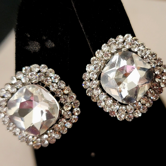 Elegant Silver CZ Clip On Earrings - Picture 4 of 8
